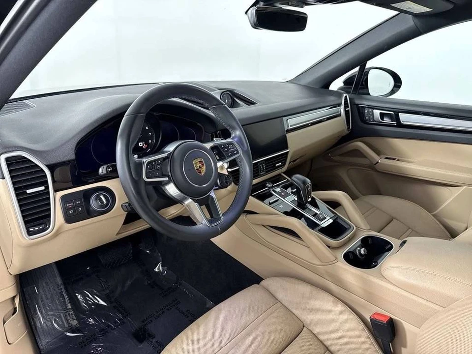 2023 Porsche 9Y0/9Y3 Cayenne Coupe - Image 4 of 5