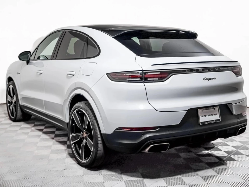 2023 Porsche Cayenne - Image 4 of 5