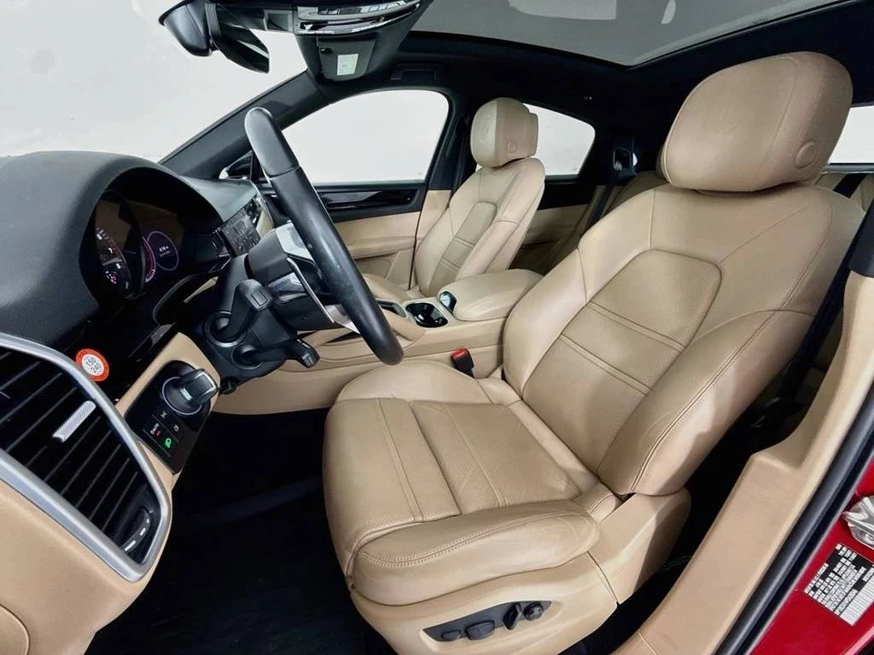 2023 Porsche 9Y0/9Y3 Cayenne Coupe - Image 5 of 5