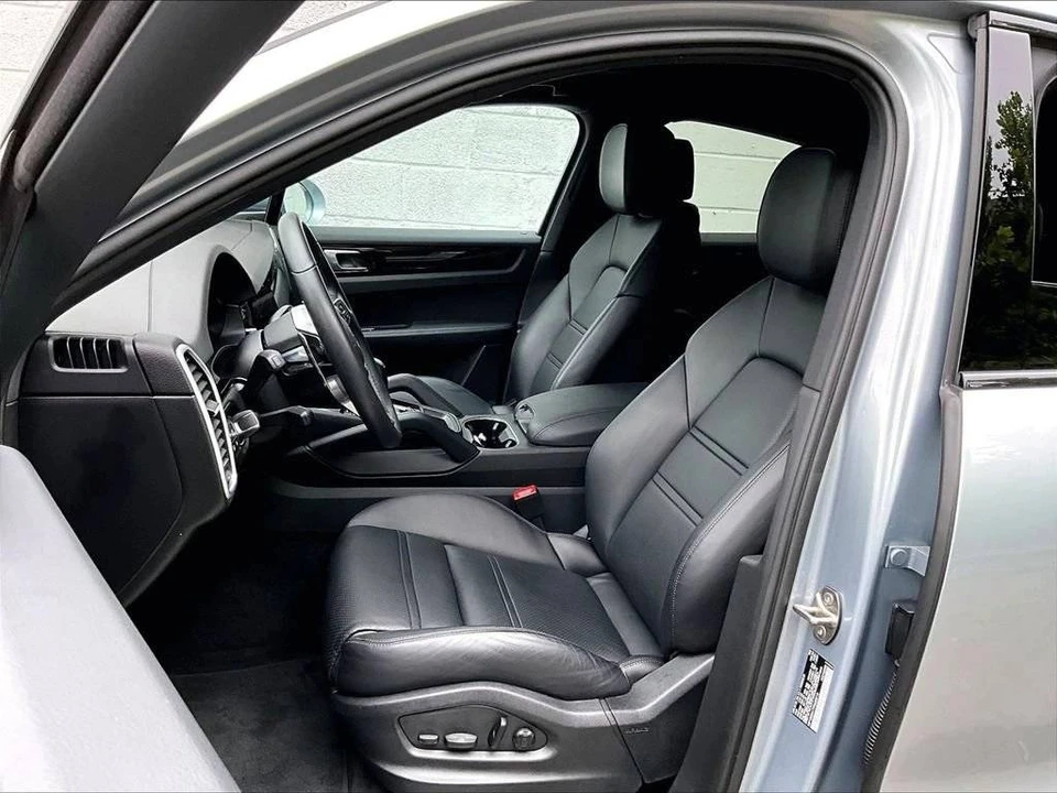 2023 Porsche Cayenne - Image 5 of 5