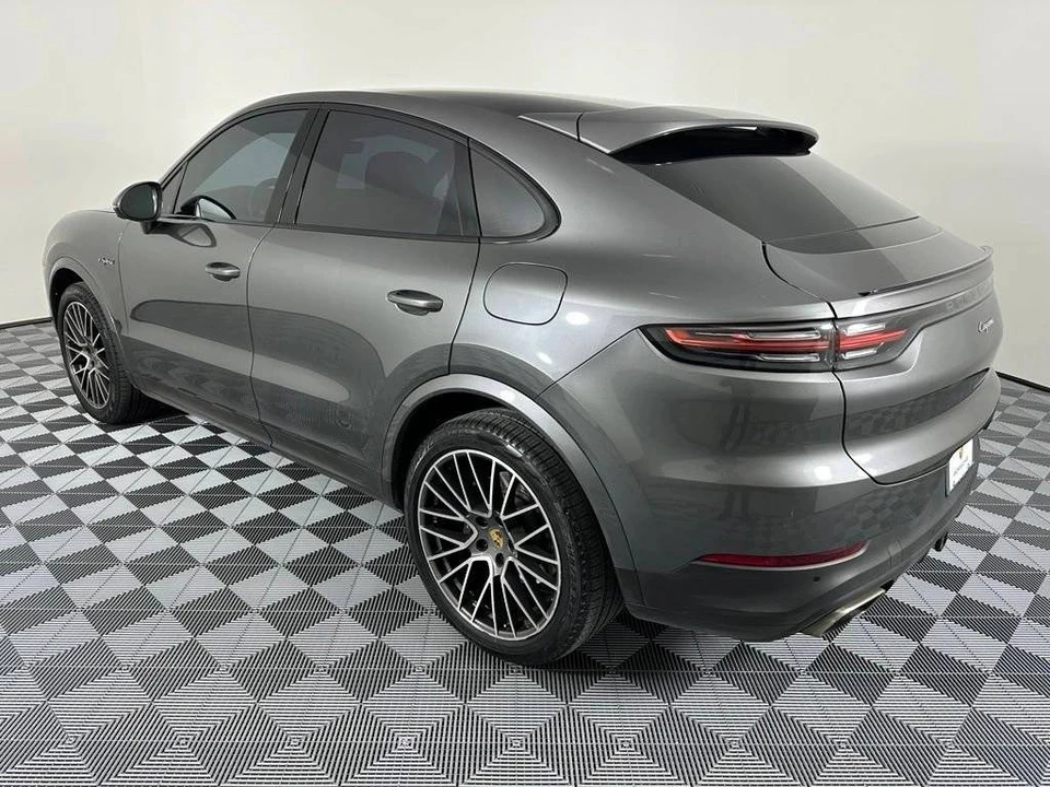 2023 Porsche Cayenne - Image 3 of 5