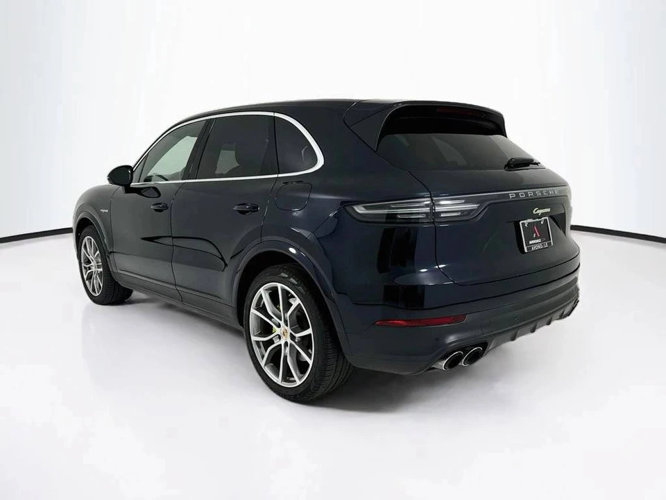 2023 Porsche 9Y0/9Y3 Cayenne - Image 3 of 5