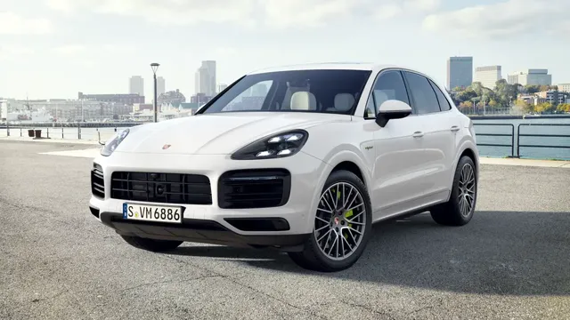 2023 Porsche Cayenne E-Hybrid Platinum Edition