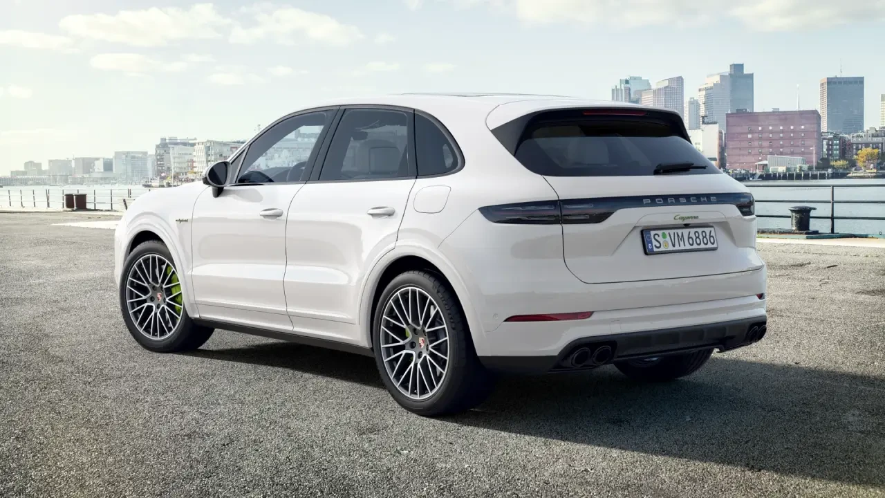 2023 Porsche 9Y0/9Y3 Cayenne - Image 3 of 12
