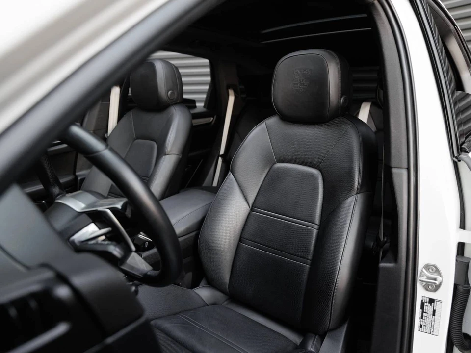 2023 Porsche 9Y0/9Y3 Cayenne - Image 5 of 5