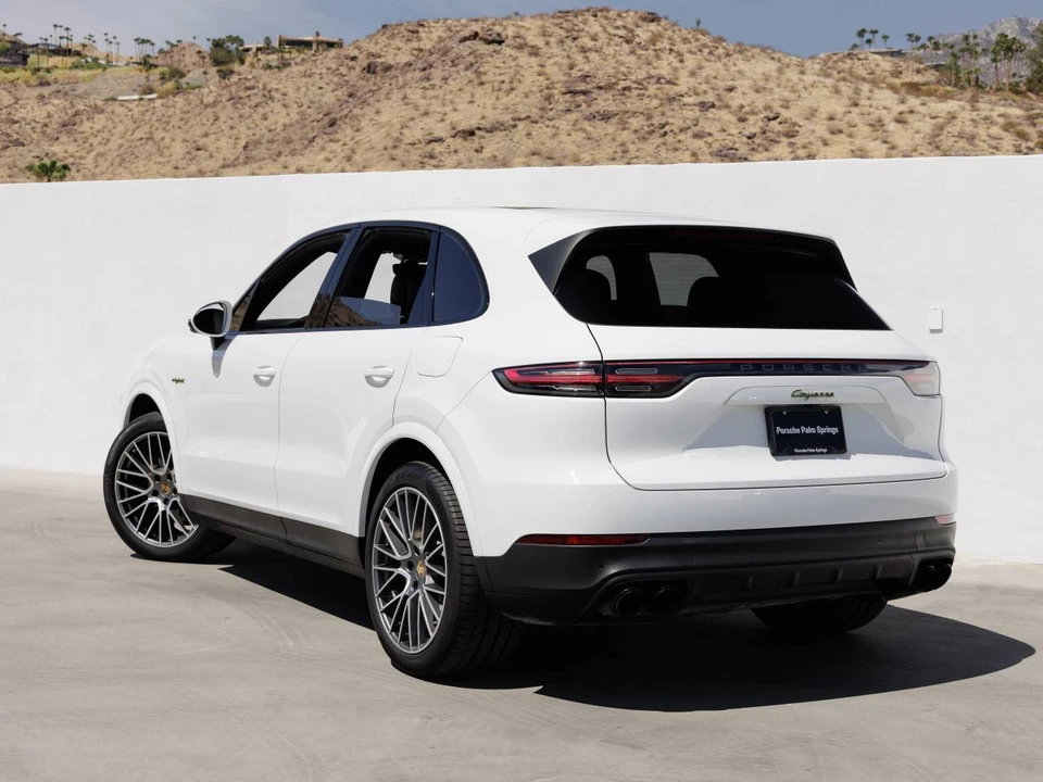2023 Porsche 9Y0/9Y3 Cayenne - Image 3 of 5