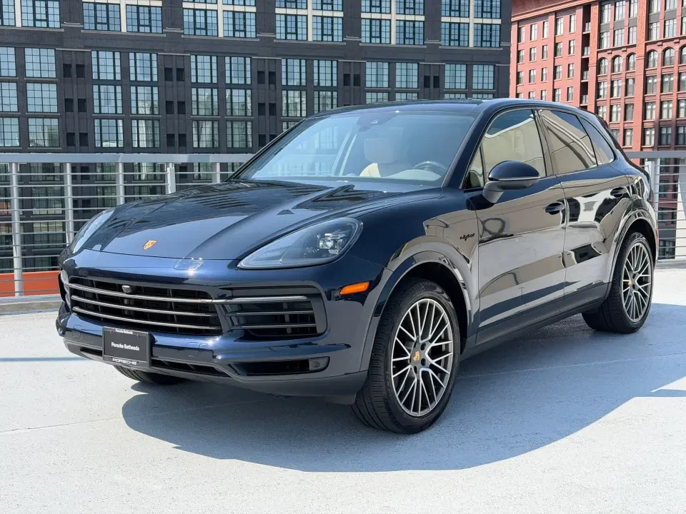 2023 Porsche Cayenne - Image 7 of 31