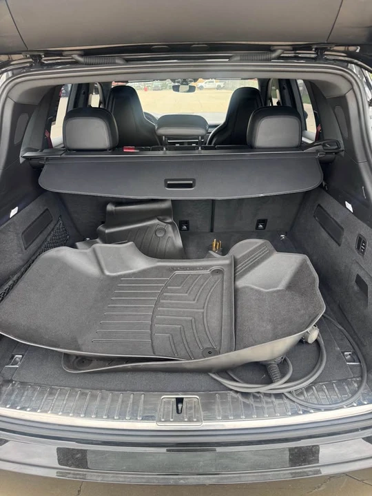 2023 Porsche 9Y0/9Y3 Cayenne - Image 17 of 19