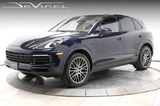 2023 Porsche Cayenne E-Hybrid Platinum Edition