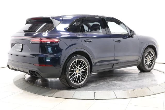 2023 Porsche 9Y0/9Y3 Cayenne - Image 4 of 31