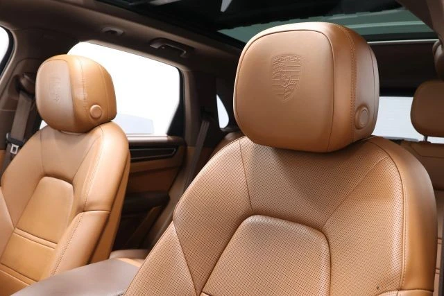 2023 Porsche 9Y0/9Y3 Cayenne - Image 18 of 31