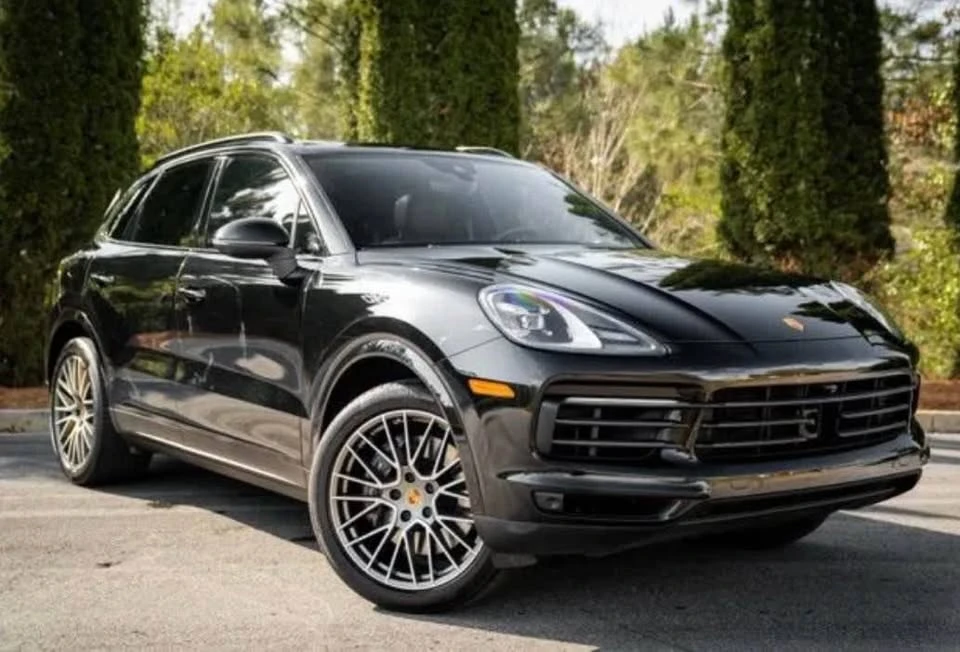 2023 Porsche 9Y0/9Y3 Cayenne - Image 2 of 12