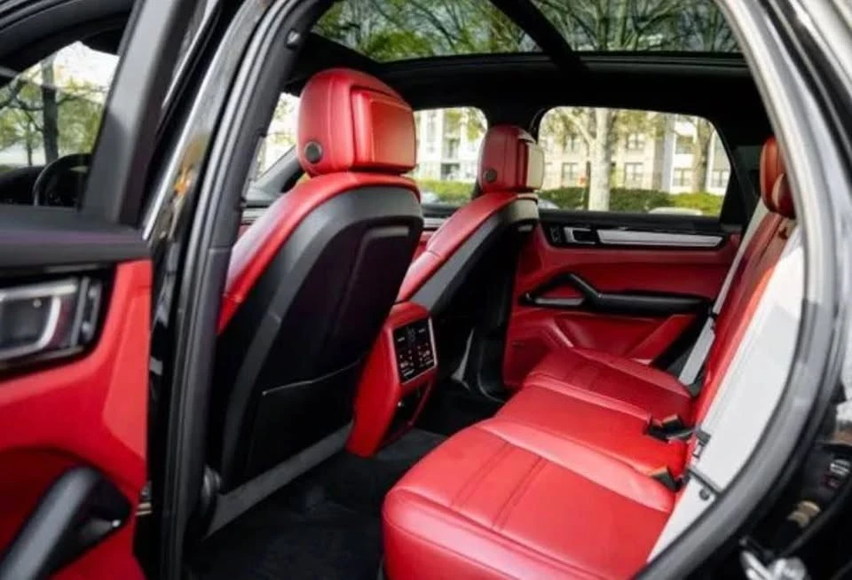 2023 Porsche 9Y0/9Y3 Cayenne - Image 10 of 12