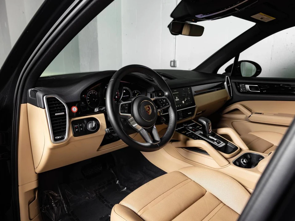 2023 Porsche 9Y0/9Y3 Cayenne - Image 4 of 5
