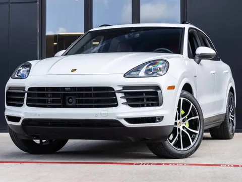 2023 Porsche Cayenne E-Hybrid