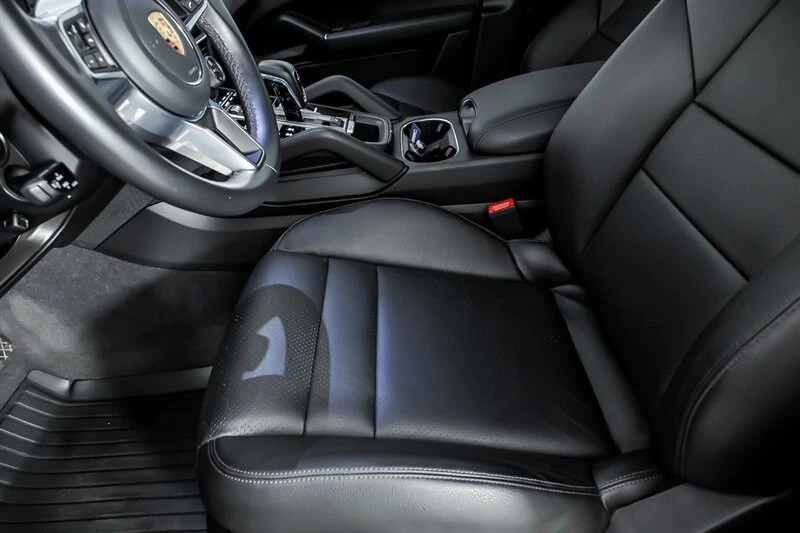 2023 Porsche 9Y0/9Y3 Cayenne - Image 16 of 31