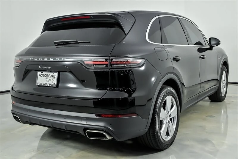 2023 Porsche 9Y0/9Y3 Cayenne - Image 10 of 31