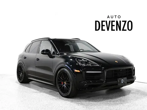 2023 Porsche Cayenne GTS 4.0L V8 Premium Plus Package