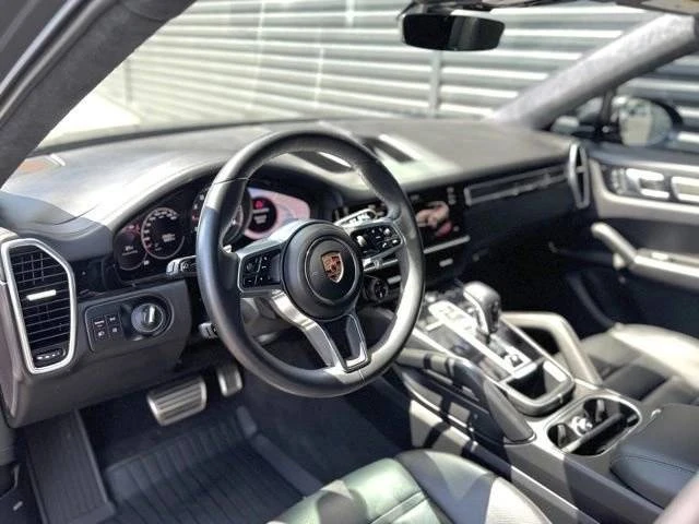 2023 Porsche 9Y0/9Y3 Cayenne GTS - Image 4 of 5