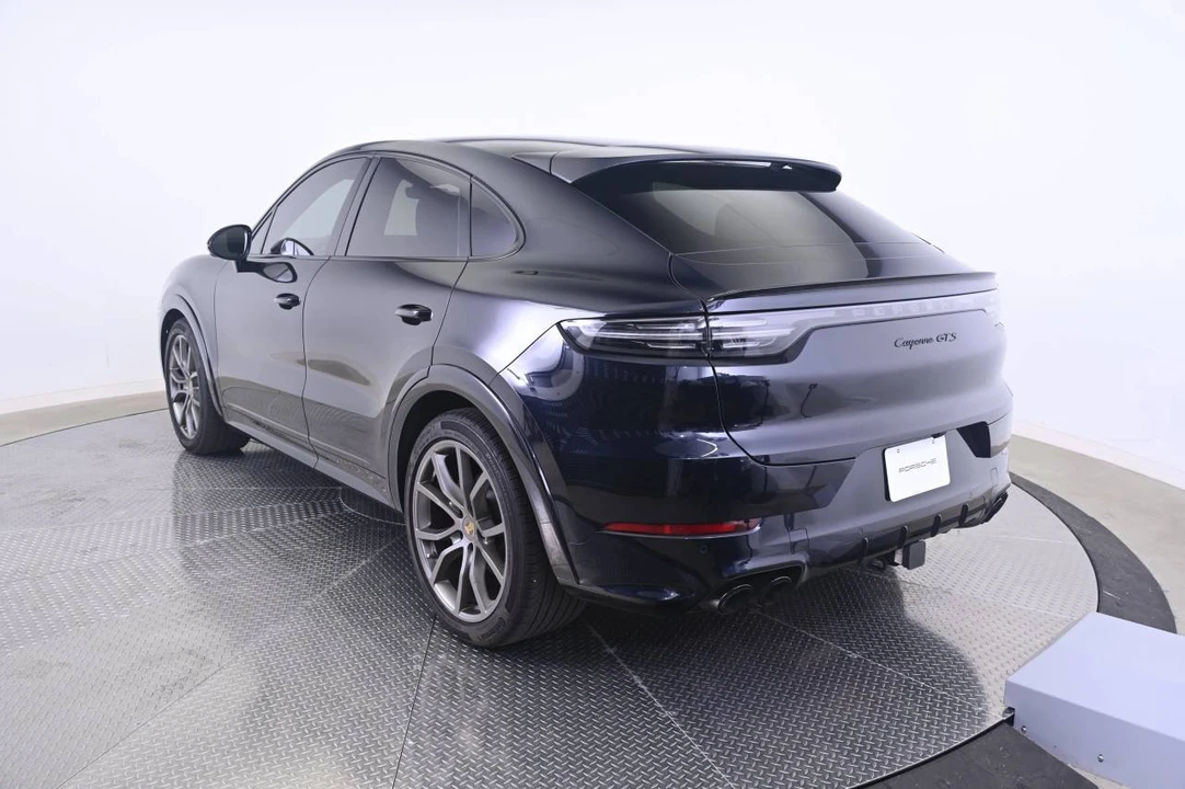 2023 Porsche 9Y0/9Y3 Cayenne GTS - Image 3 of 5