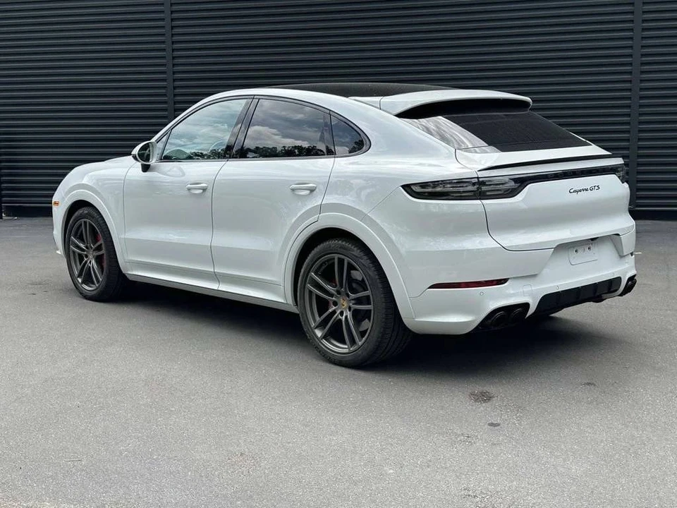 2023 Porsche 9Y0/9Y3 Cayenne GTS - Image 3 of 5