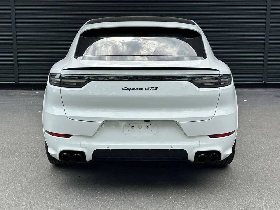 2023 Porsche 9Y0/9Y3 Cayenne GTS - Image 4 of 5