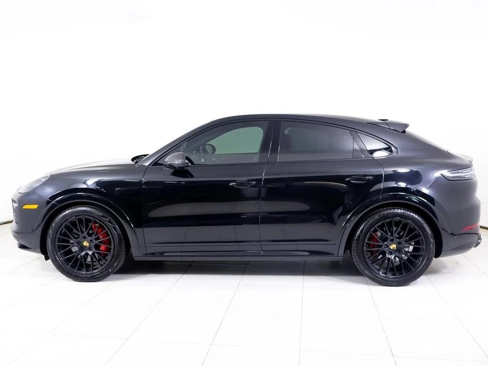 2023 Porsche 9Y0/9Y3 Cayenne GTS - Image 2 of 5