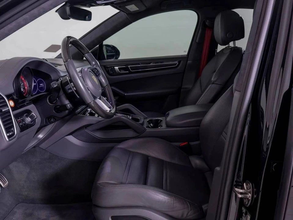 2023 Porsche 9Y0/9Y3 Cayenne GTS - Image 5 of 5
