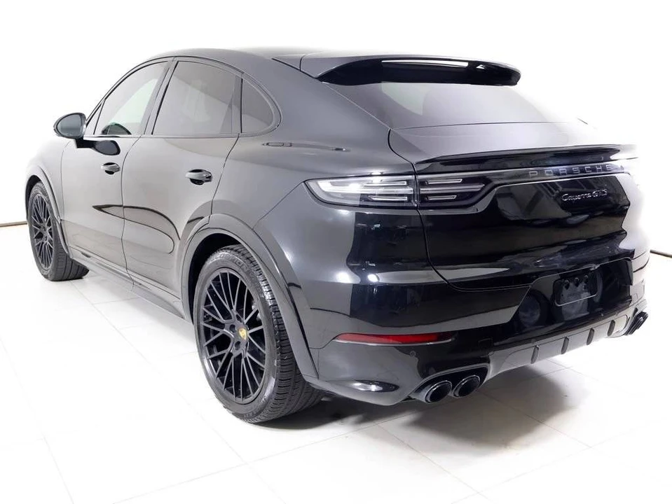 2023 Porsche 9Y0/9Y3 Cayenne GTS - Image 3 of 5
