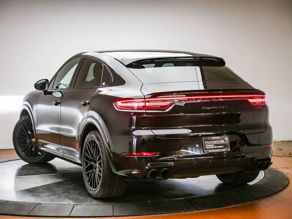 2023 Porsche 9Y0/9Y3 Cayenne GTS - Image 3 of 5