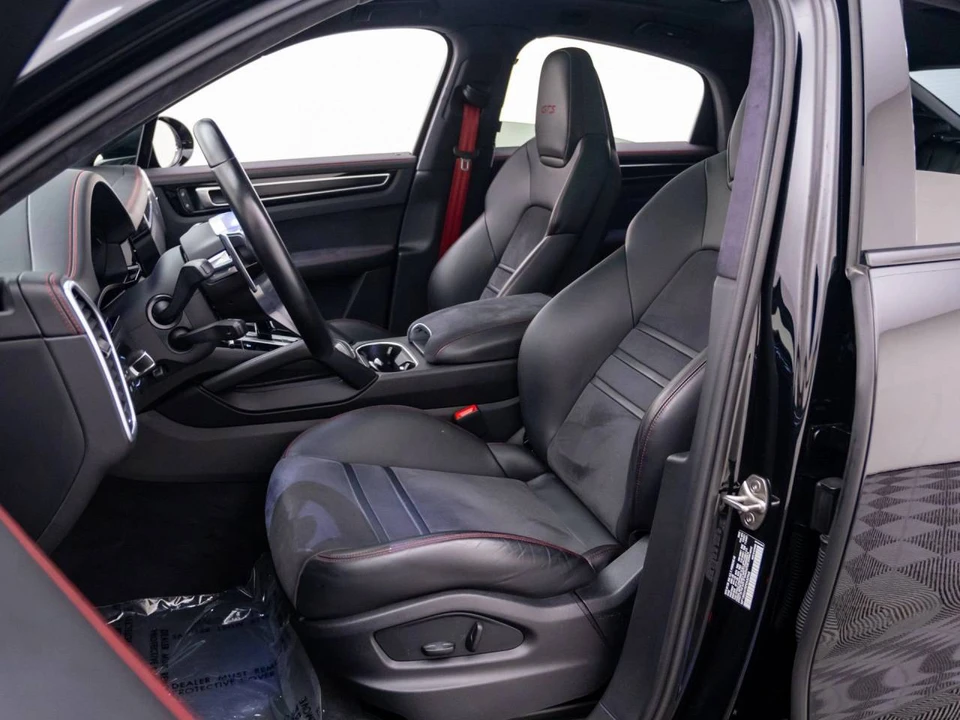 2023 Porsche 9Y0/9Y3 Cayenne GTS - Image 5 of 5
