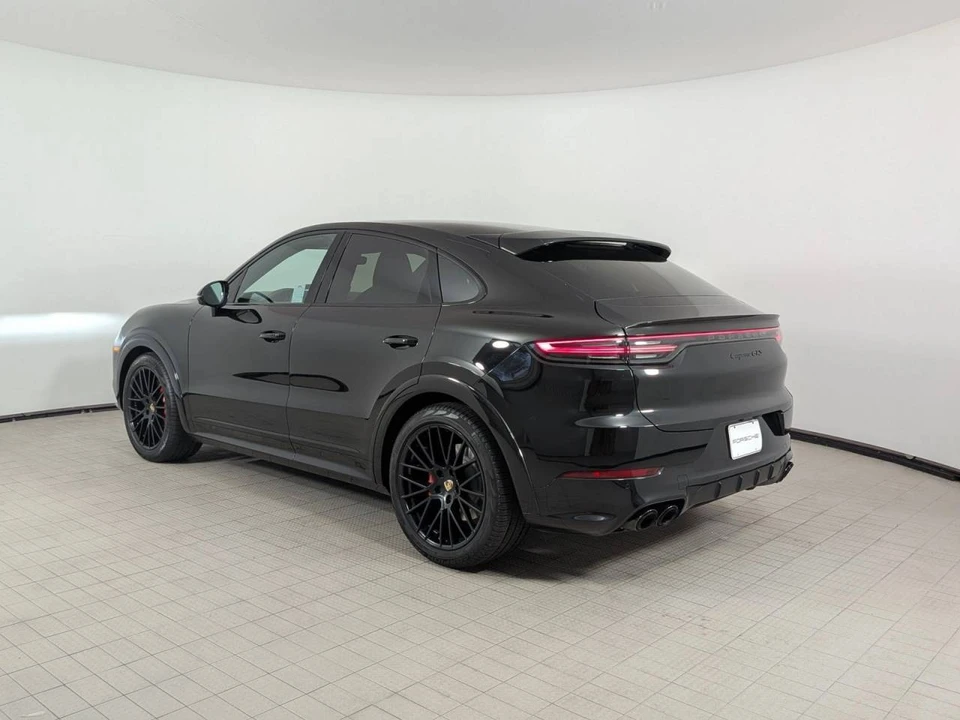 2023 Porsche 9Y0/9Y3 Cayenne GTS - Image 3 of 5
