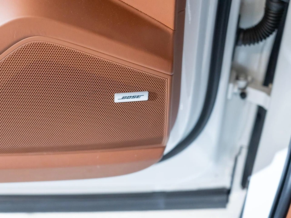 2023 Porsche 9Y0/9Y3 Cayenne GTS - Image 19 of 31