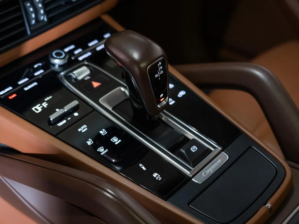 2023 Porsche 9Y0/9Y3 Cayenne GTS - Image 24 of 31