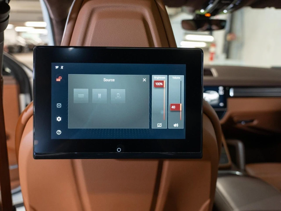 2023 Porsche 9Y0/9Y3 Cayenne GTS - Image 31 of 31