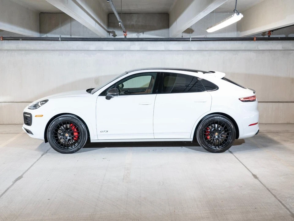 2023 Porsche 9Y0/9Y3 Cayenne GTS - Image 3 of 31