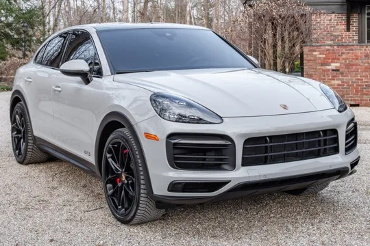 2023 Porsche Cayenne GTS Coupe