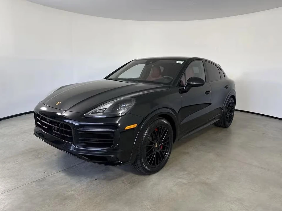 2023 Porsche 9Y0/9Y3 Cayenne GTS - Image 4 of 31