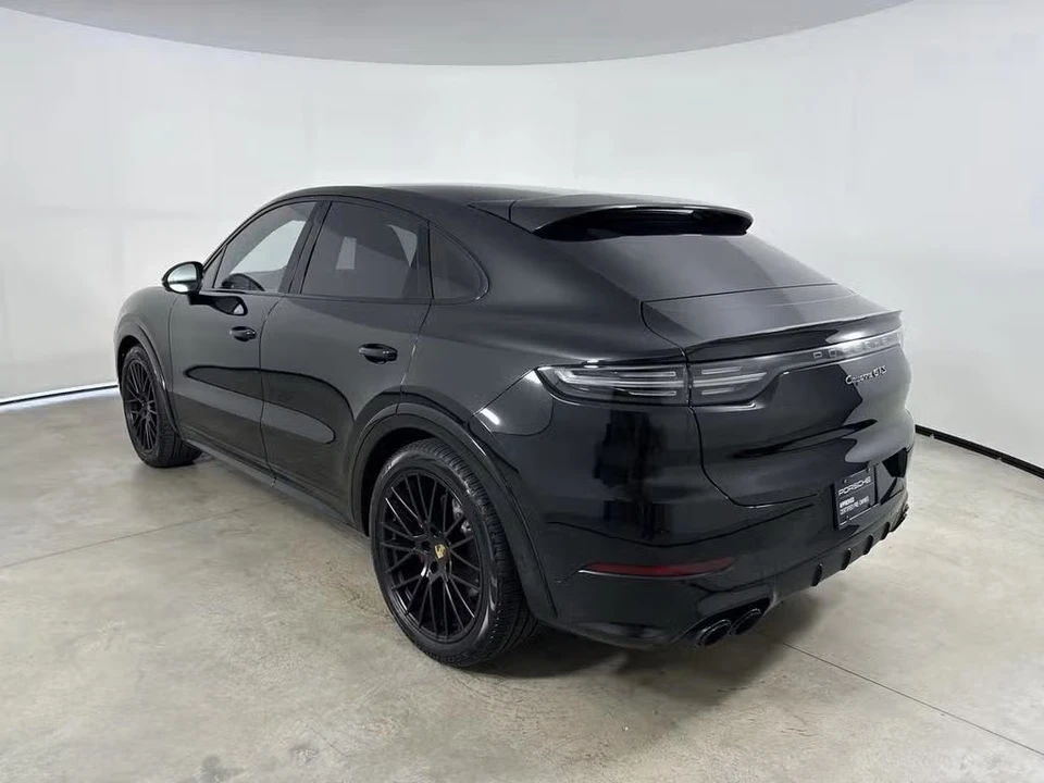 2023 Porsche 9Y0/9Y3 Cayenne GTS - Image 20 of 31