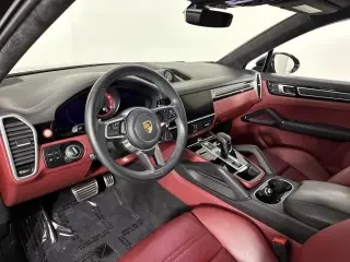 2023 Porsche 9Y0/9Y3 Cayenne GTS - Image 29 of 31