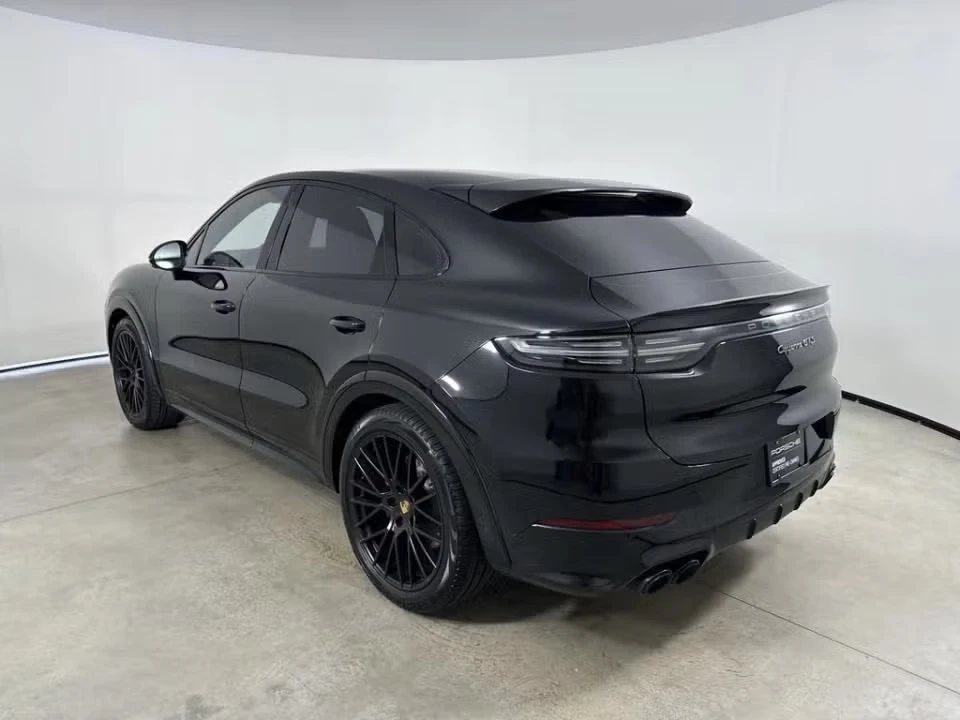 2023 Porsche 9Y0/9Y3 Cayenne GTS - Image 19 of 31