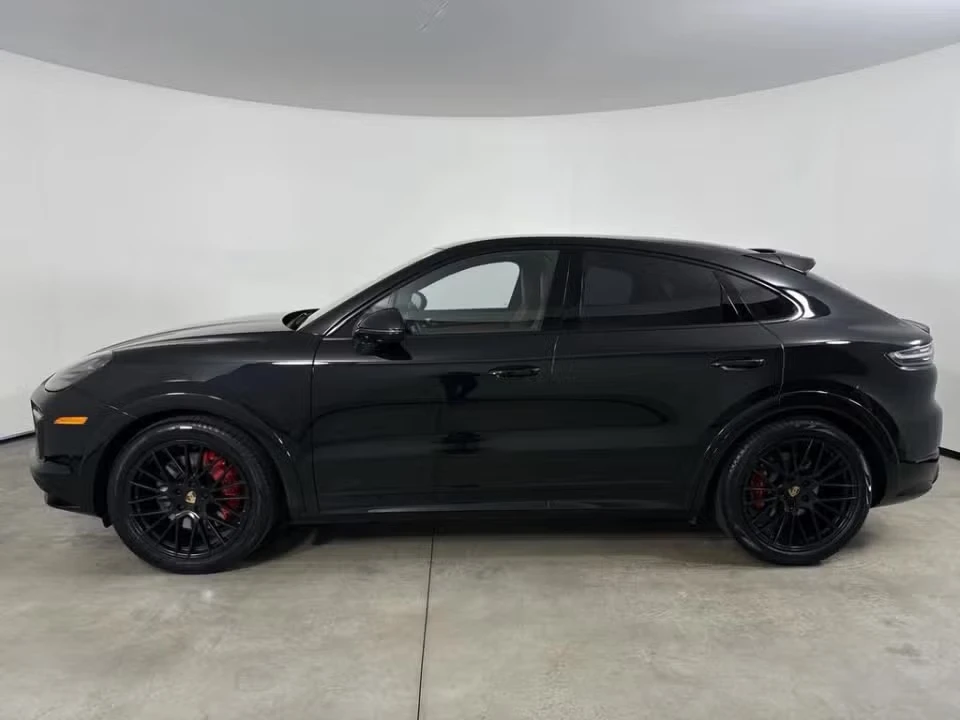 2023 Porsche 9Y0/9Y3 Cayenne GTS - Image 11 of 31