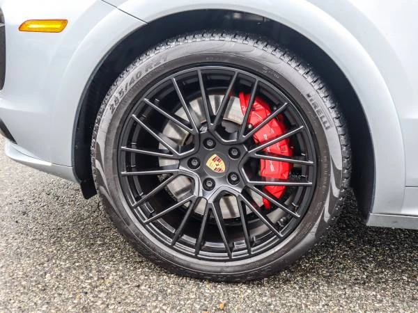 2023 Porsche 9Y0/9Y3 Cayenne GTS - Image 11 of 19