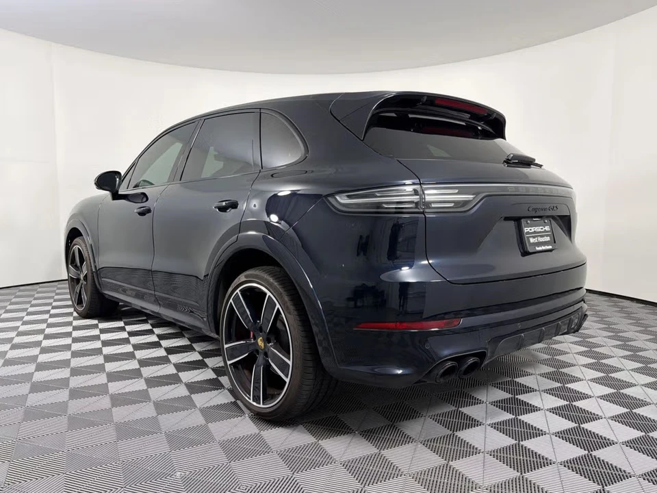 2023 Porsche 9Y0/9Y3 Cayenne GTS - Image 20 of 31