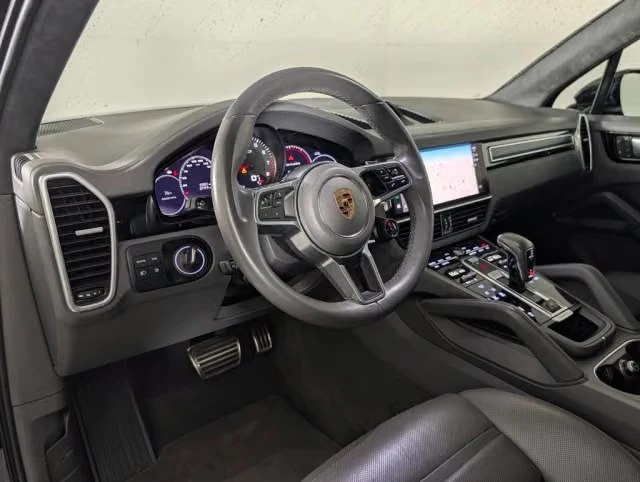 2023 Porsche 9Y0/9Y3 Cayenne GTS - Image 26 of 31