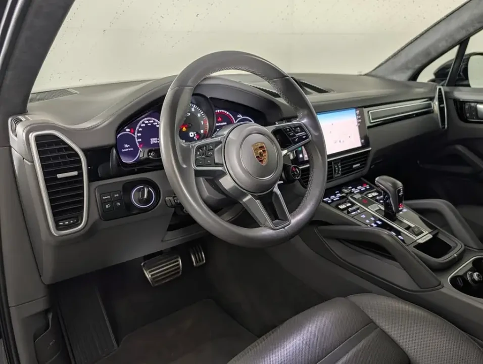 2023 Porsche 9Y0/9Y3 Cayenne GTS - Image 31 of 31