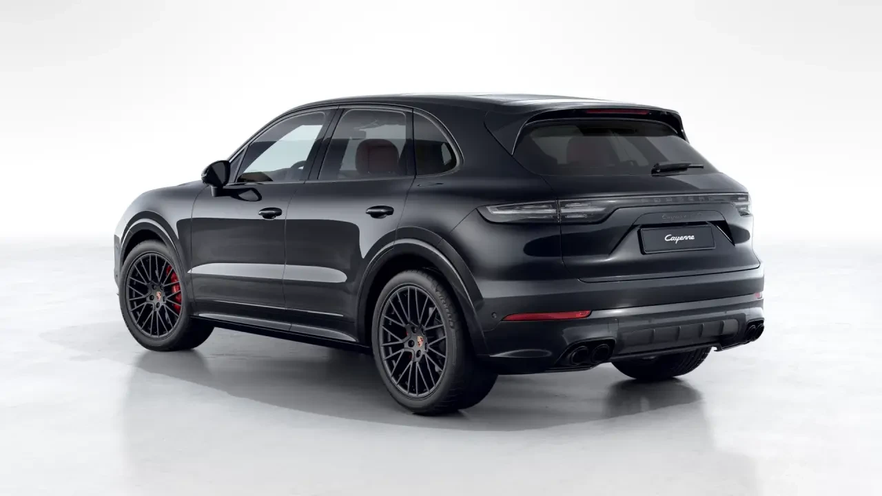 2023 Porsche 9Y0/9Y3 Cayenne GTS - Image 24 of 30