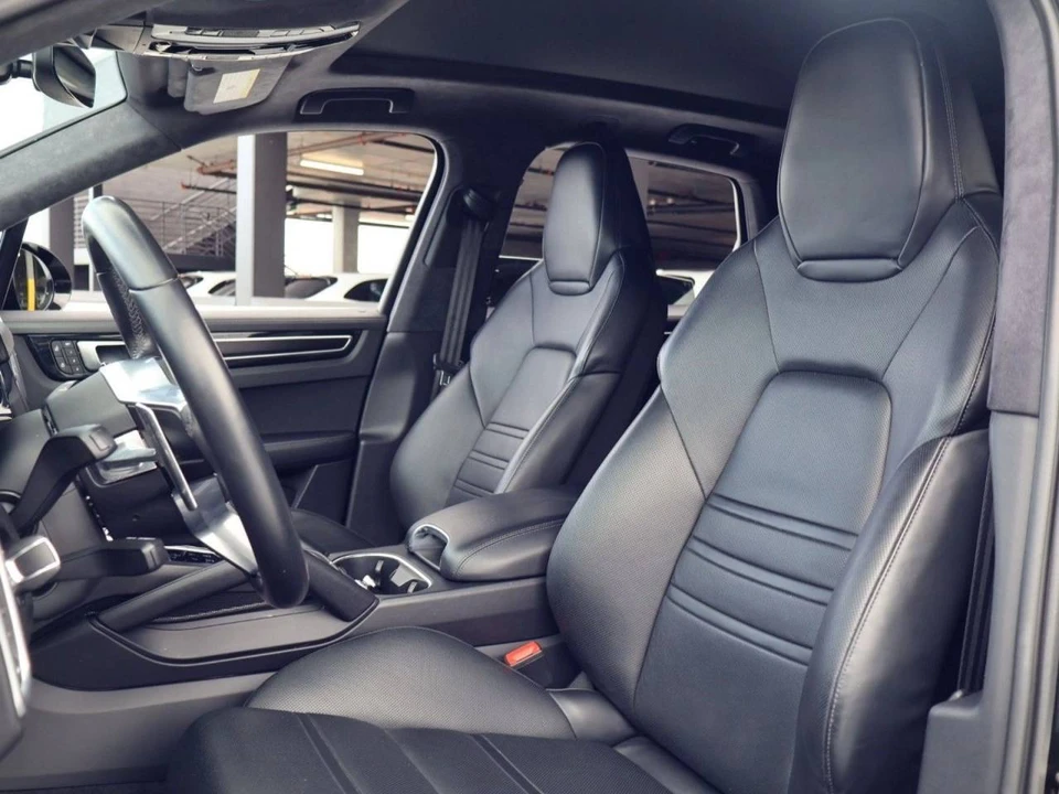 2023 Porsche 9Y0/9Y3 Cayenne GTS - Image 5 of 5