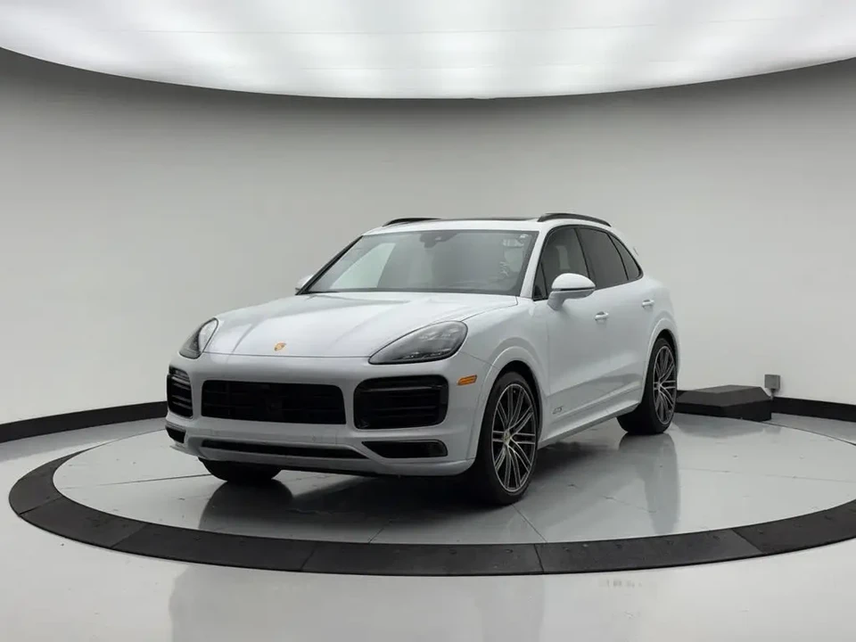 2023 Porsche 9Y0/9Y3 Cayenne GTS - Image 8 of 31