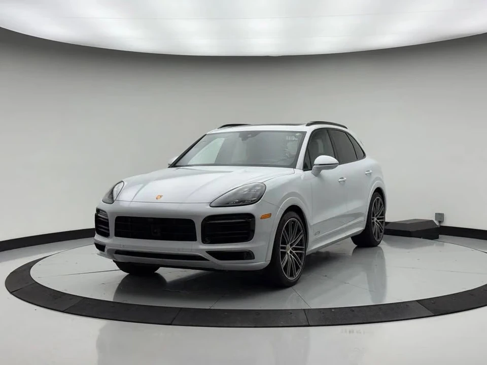 2023 Porsche 9Y0/9Y3 Cayenne GTS - Image 4 of 31